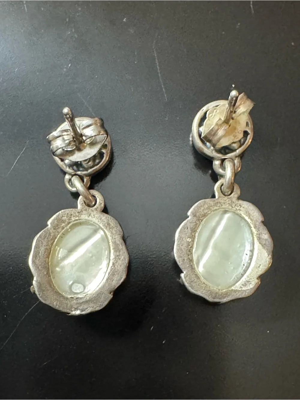 Estate cabochon oval